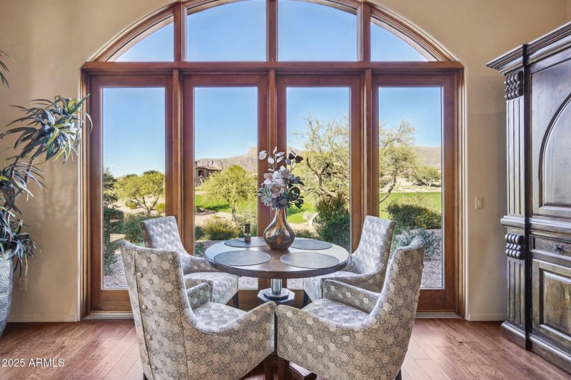 14-web-or-mls-E Golden Eagle Cir-L1012-0