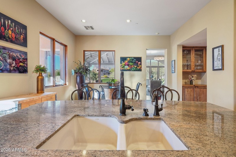 21-web-or-mls-E Golden Eagle Cir-L1012-0