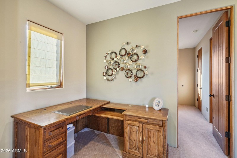 40-web-or-mls-E Golden Eagle Cir-L1012-0