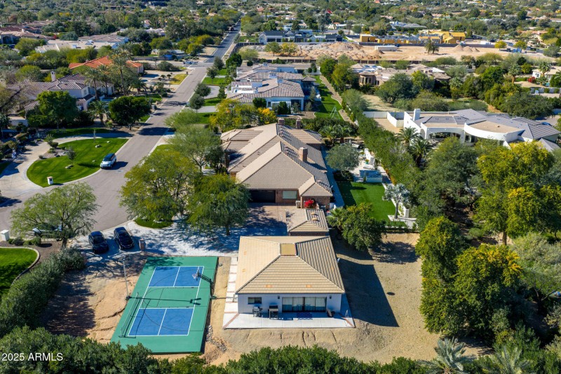 MLS - 6848 E Meadowlark Lane - Paradise