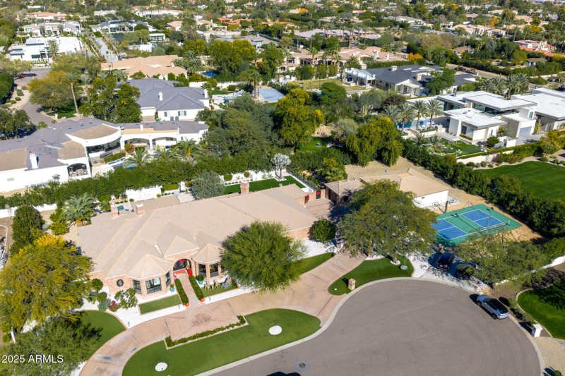 MLS - 6848 E Meadowlark Lane - Paradise