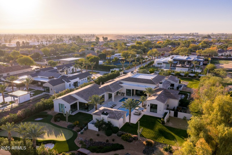 MLS - 6830 E Hummingbird Lane - Paradise