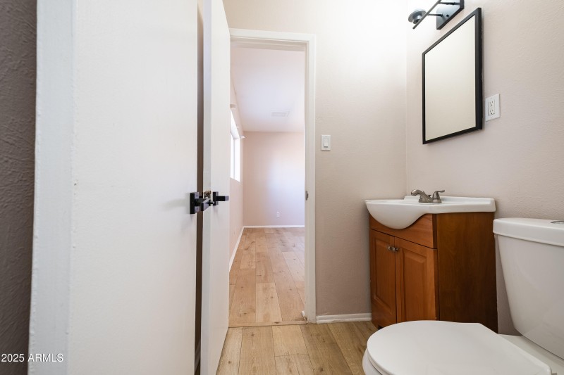 Matt-Cerchiai_2045-W-Sunnyside-Ave-4