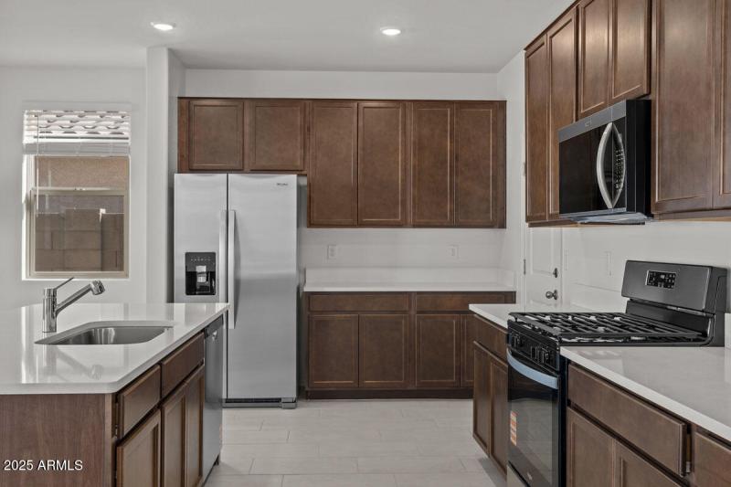 KBPHX_MIR_DesertOasis-Lot160_6352_1-1200