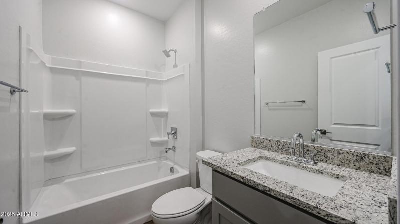 24_New-Home-for-Sale_Surprise-AZ_Century