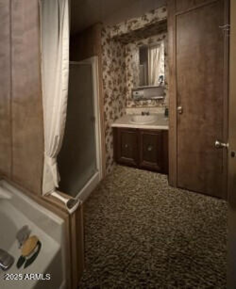 11030EastClatterbuckDrive_63030_7