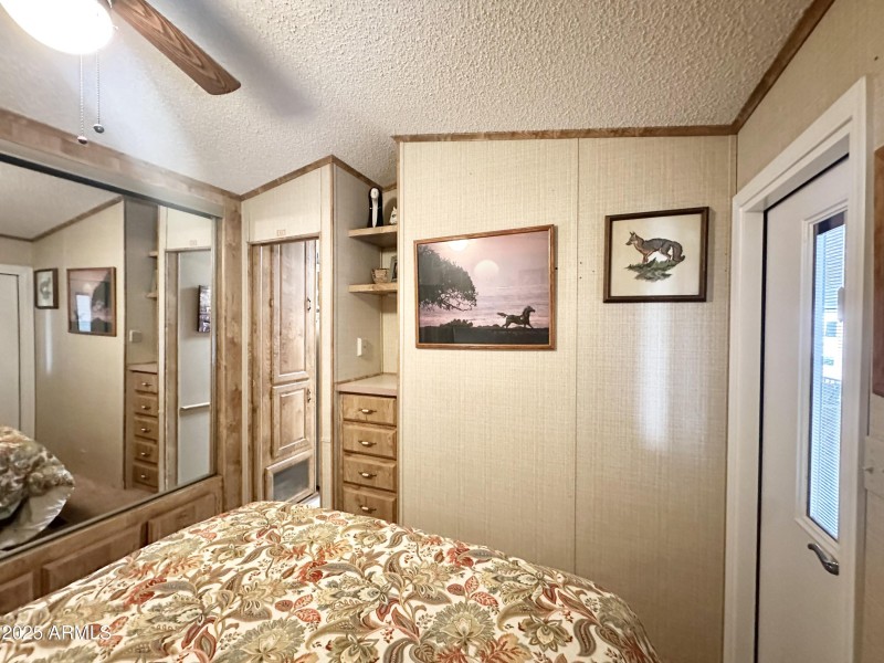 BUILT IN DRAWERS
