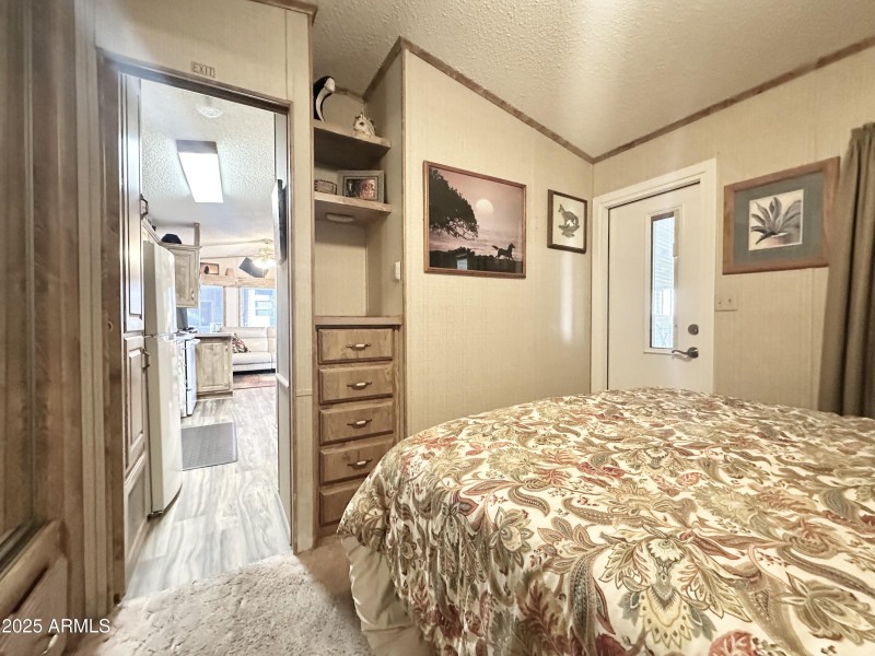 ENTRY TO BEDROOM