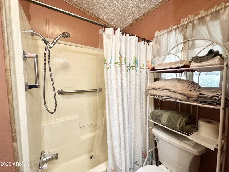 TUB/SHOWER COMBO