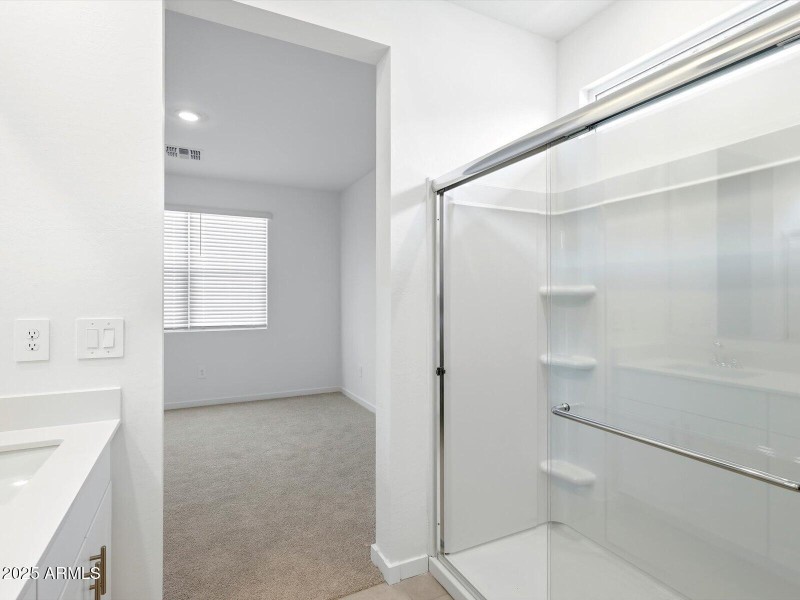 24602 W CHAMBERS Street