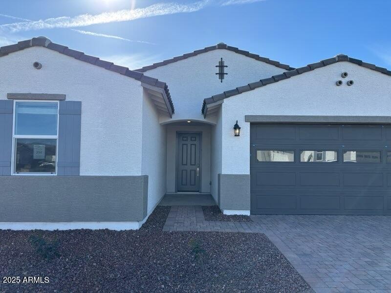 24403 W GROVE Street