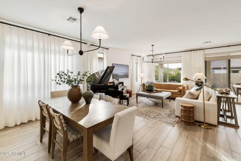 110-web-or-mls-dlb_1473-dlb_1477