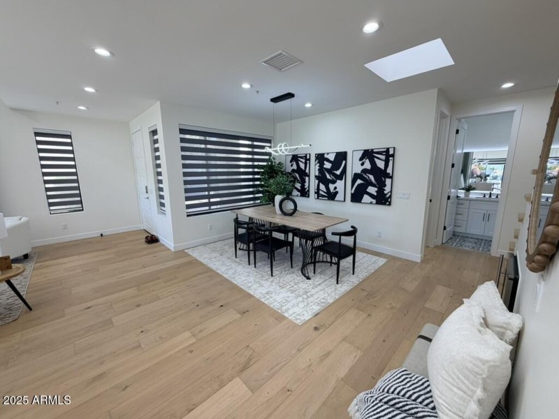 A1D2E9B5-05AF-4499-9E44-4F9F121F4E33_1_1