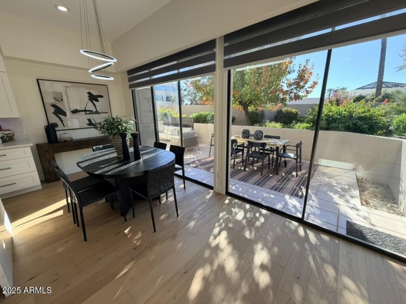 3FAF6593-FA93-48FD-969C-F703986BC19A_1_1