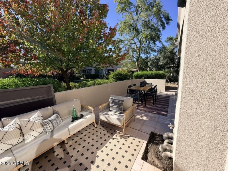 49372988-295C-4F6B-A9D8-2B97B43F9AA5_1_1