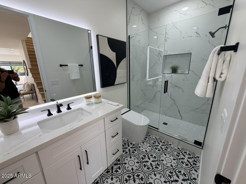 3E3B8363-50EF-4A3B-8BE2-53BF71DDED73_1_1