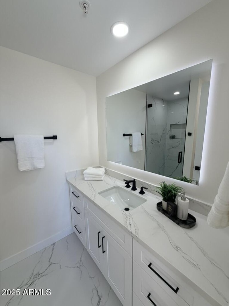 99730C47-2420-4194-B070-532B5F984242_1_1