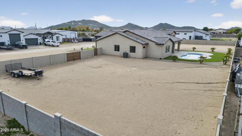 DJI_20251224060441_0008_D-51