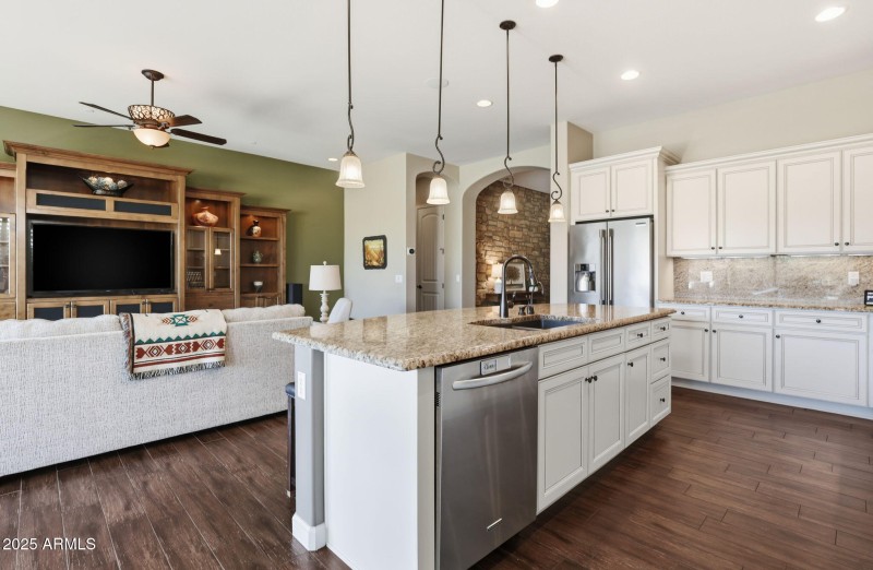 18-web-or-mls-1915 N Woodruff Mesa, AZ 8