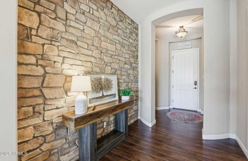 44-web-or-mls-1915 N Woodruff Mesa, AZ 8