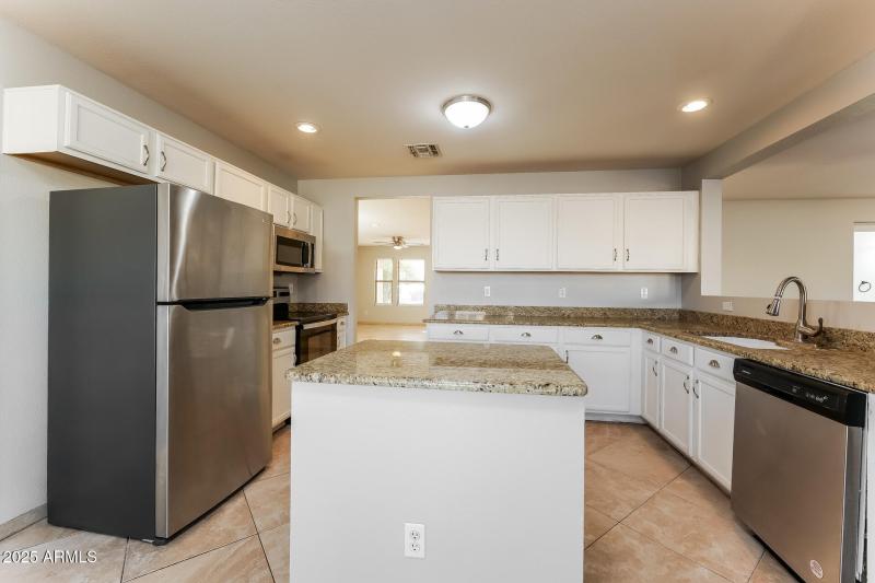 007-photo-kitchen-15044120