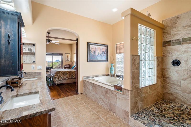 Spa-Like En-Suite Retreat