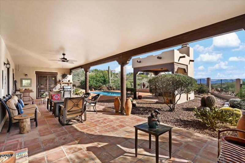 Covered Patio to Pool