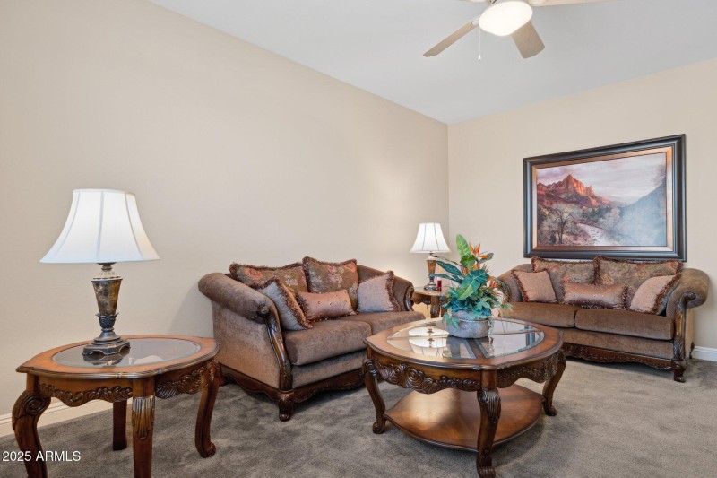 6-web-or-mls-1311-e-barrett-dr