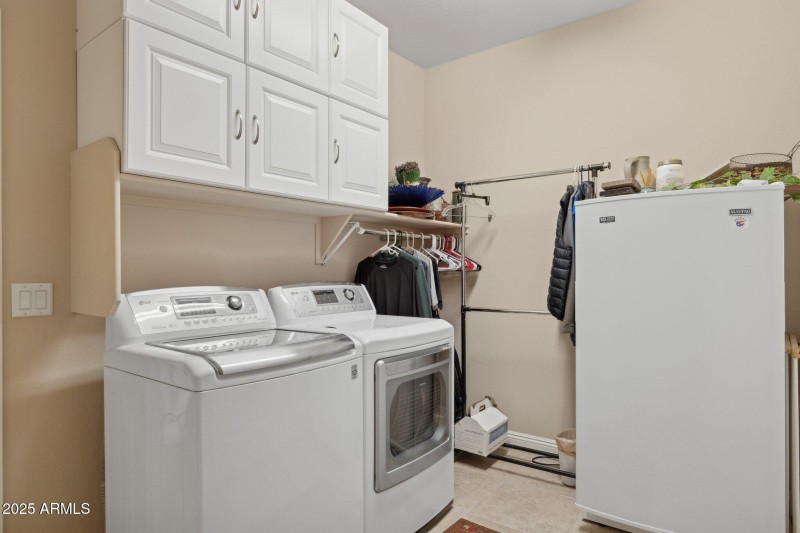 36-web-or-mls-1311-e-barrett-dr