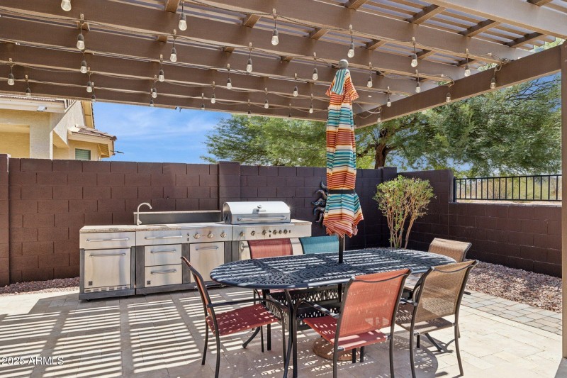 40-web-or-mls-1311-e-barrett-dr