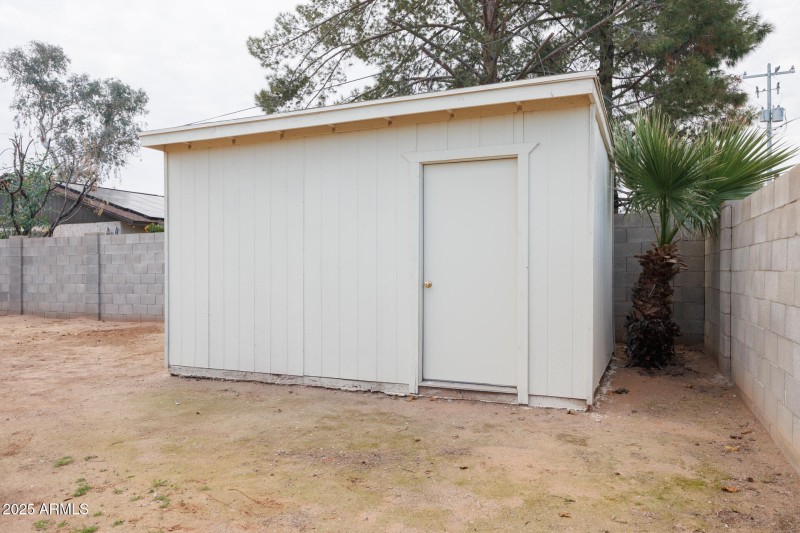 1729 N Lehmberg - Shed