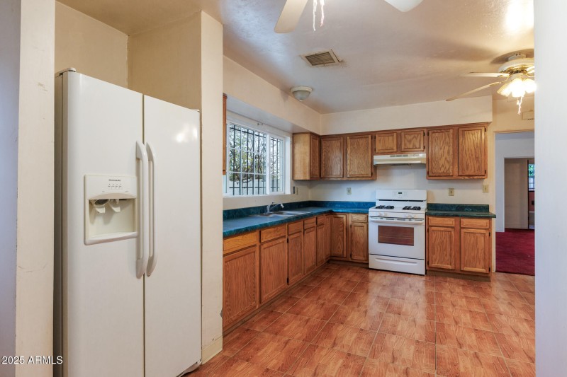 1729 N Lehmberg - Kitchen 1