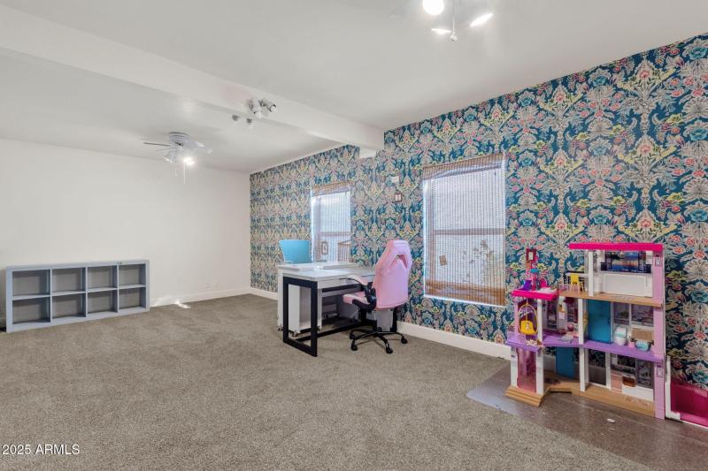 30-web-or-mls-89-n-riata-st