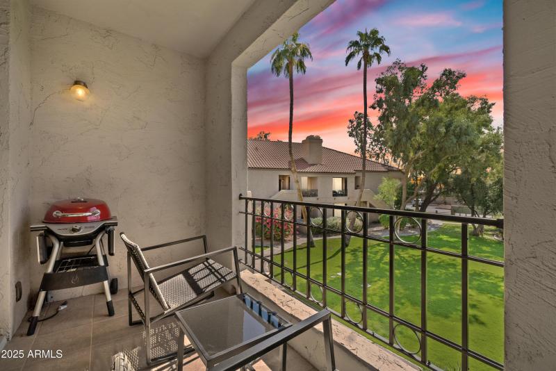 Via Linda Daytime-54