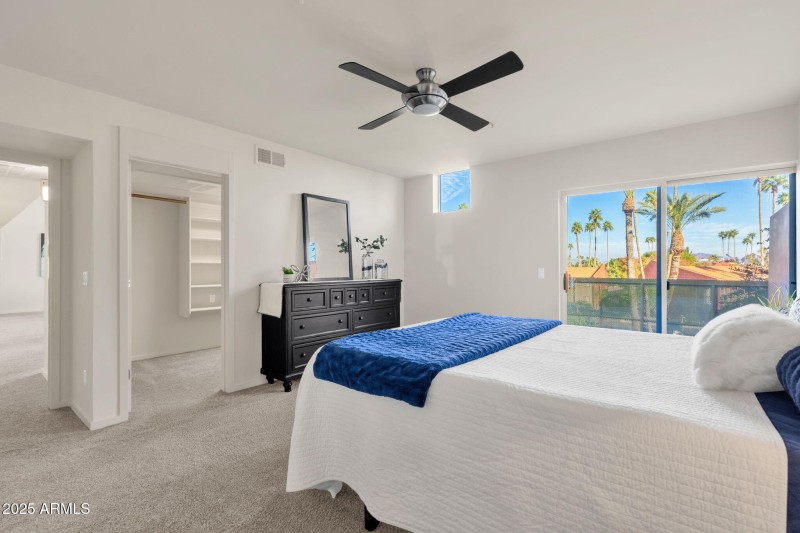 26-web-or-mls-1111-w-university-dr-3011