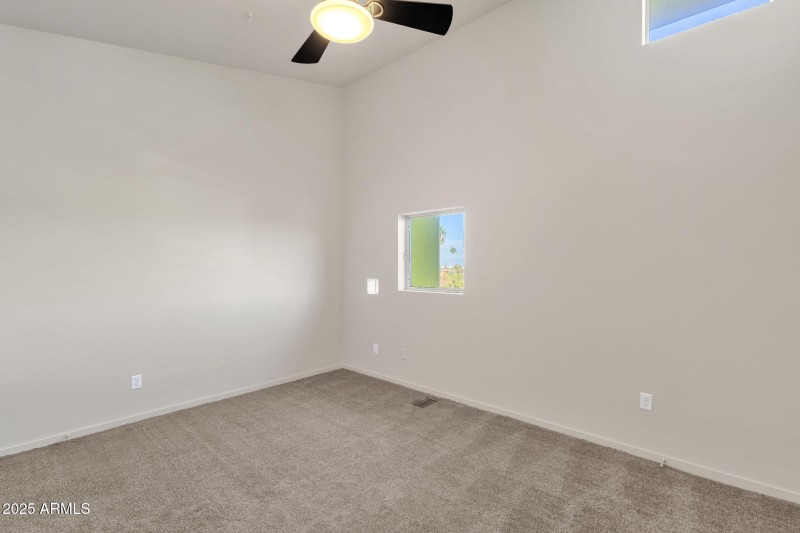 43-web-or-mls-1111-w-university-dr-3011