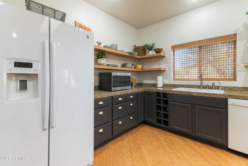 VRBO/Airbnb rental friendly!