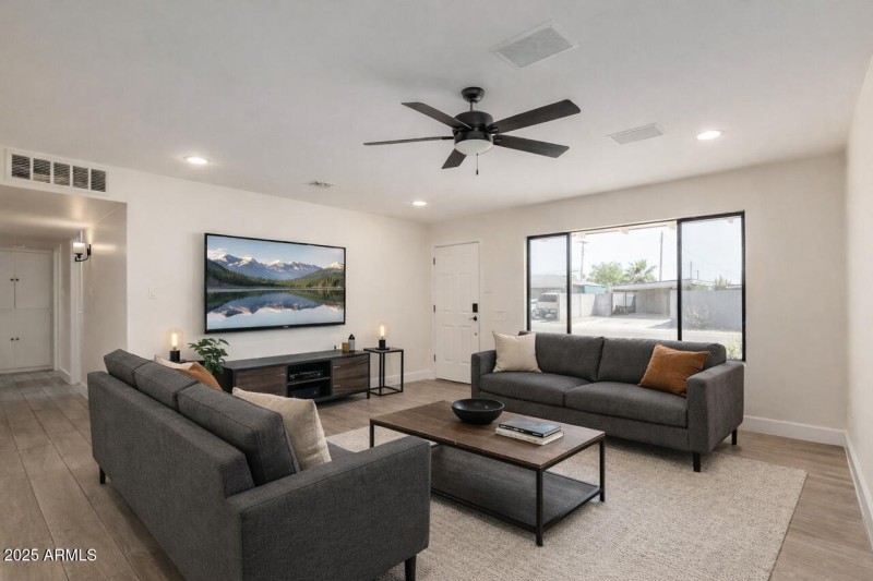 665F1EAE-BE03-4586-BCB0-63E9AFA7E2E7