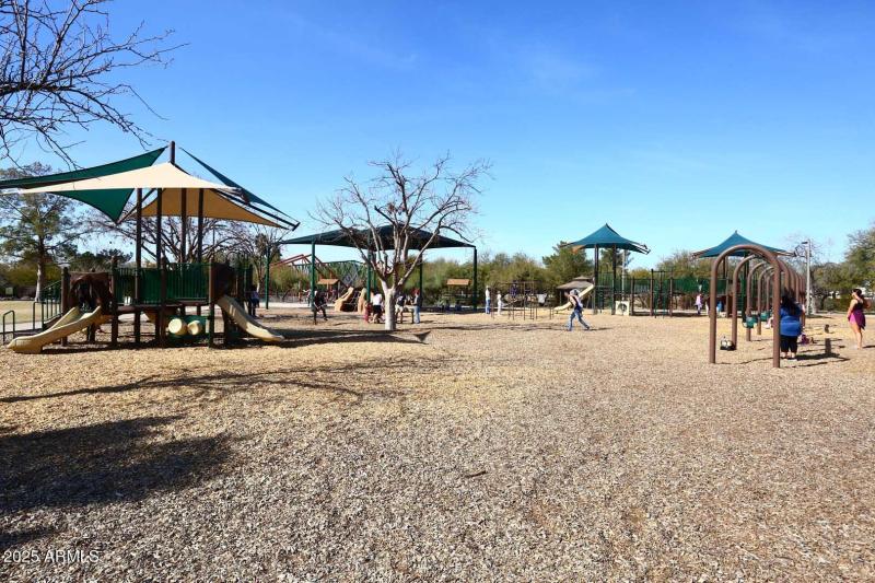 Moon Valley Park-Play Area2 (1)