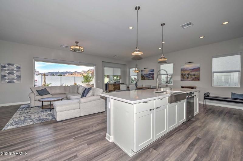 Kitchen-Great Room
