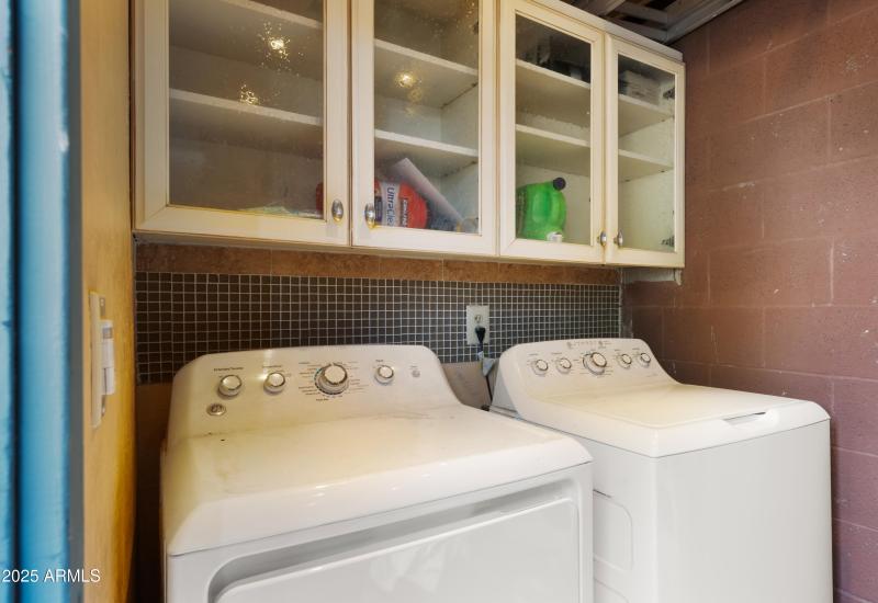 16-print-Laundry Room