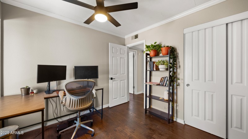 14-print-Secondary Bedroom