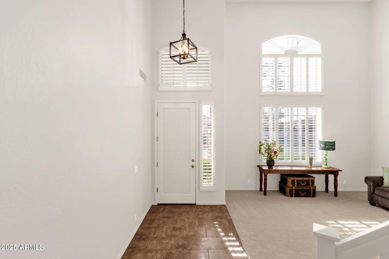 6-web-or-mls-1678-e-rawhide-st