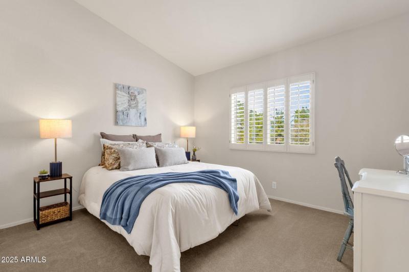 27-web-or-mls-1678-e-rawhide-st