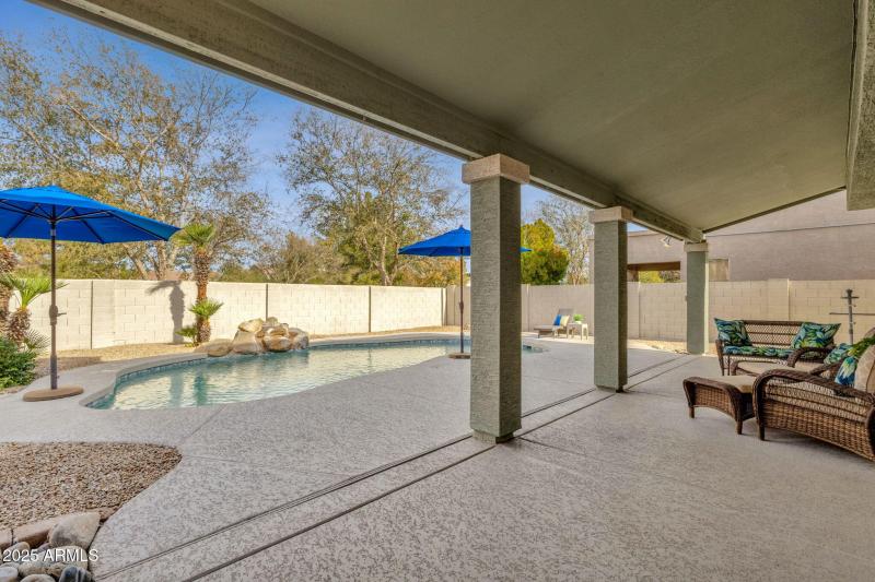 46-web-or-mls-1678-e-rawhide-st