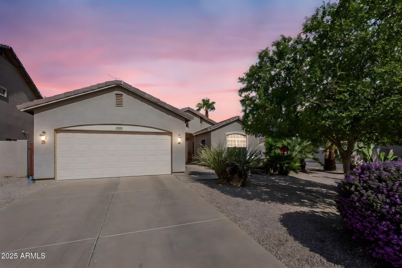 Pinto Valley Dusk Photo Front