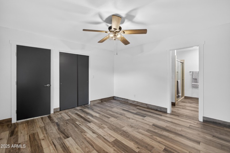 Dual Closets and Ensuite Bathroom Access