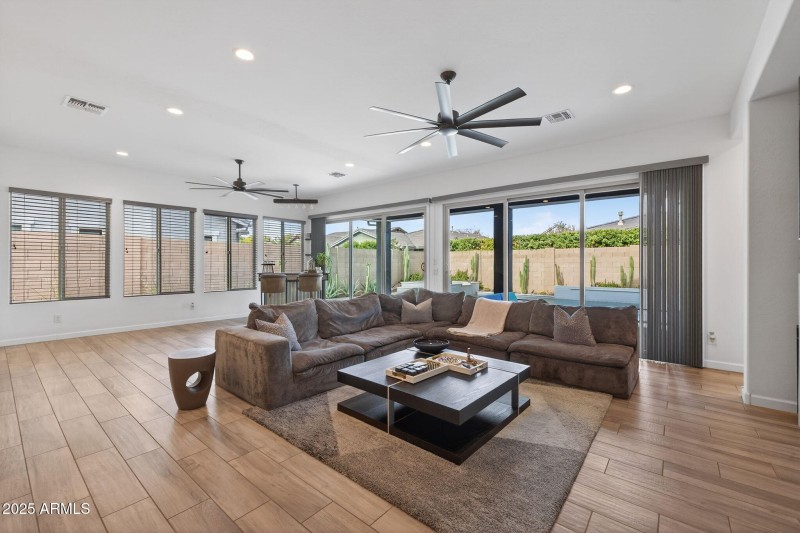 6-web-or-mls-2858 E Spring Wheat Ct, Gil