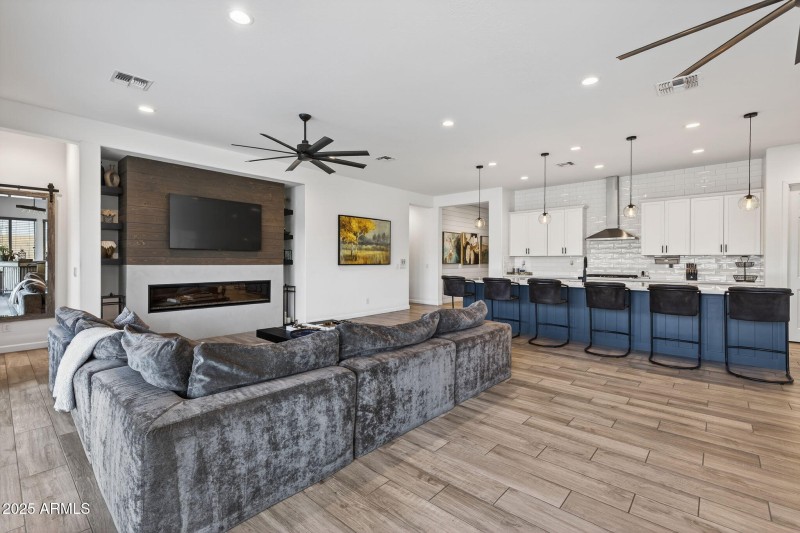 7-web-or-mls-2858 E Spring Wheat Ct, Gil