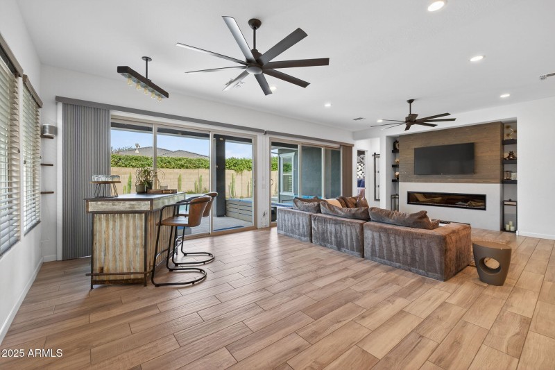 15-web-or-mls-2858 E Spring Wheat Ct, Gi